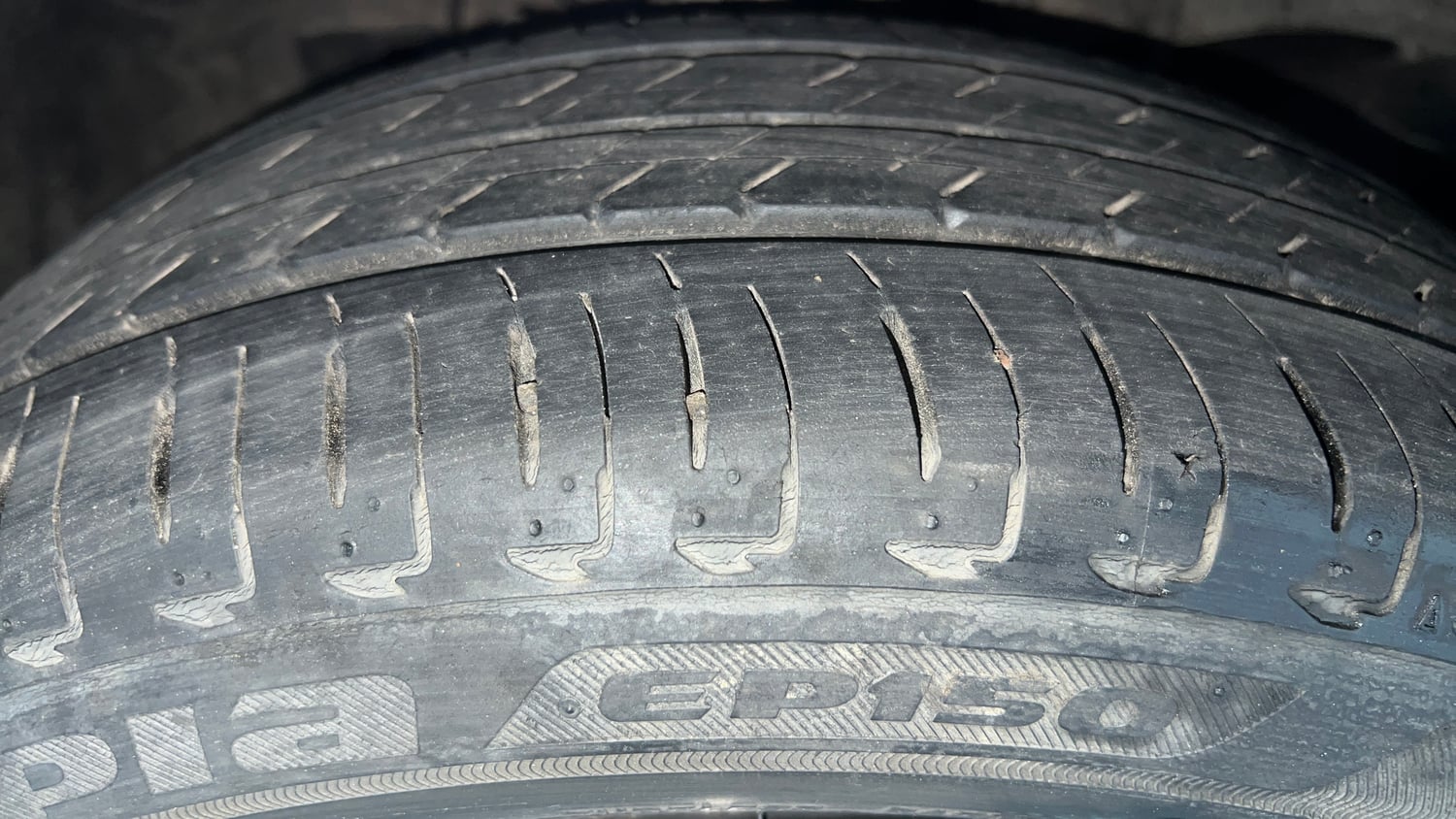 Used 2022 Honda City ZX CVT Petrol Petrol Automatic tyres RIGHT FRONT TYRE TREAD VIEW