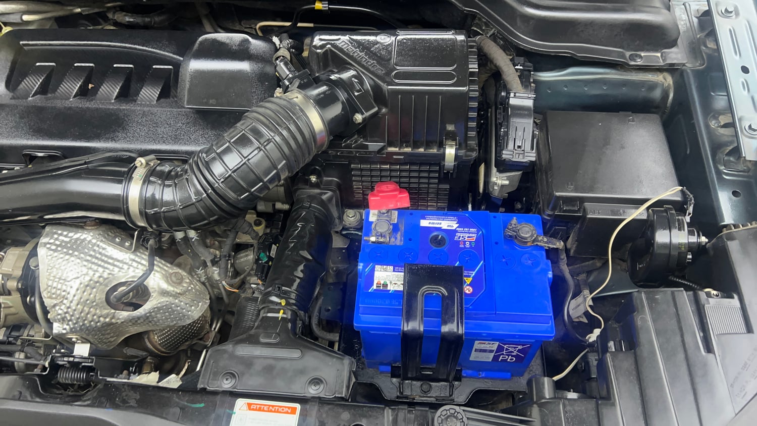 Used 2022 Mahindra XUV 300 W8 (O) 1.5 Diesel AMT Diesel Automatic engine ENGINE LEFT SIDE VIEW