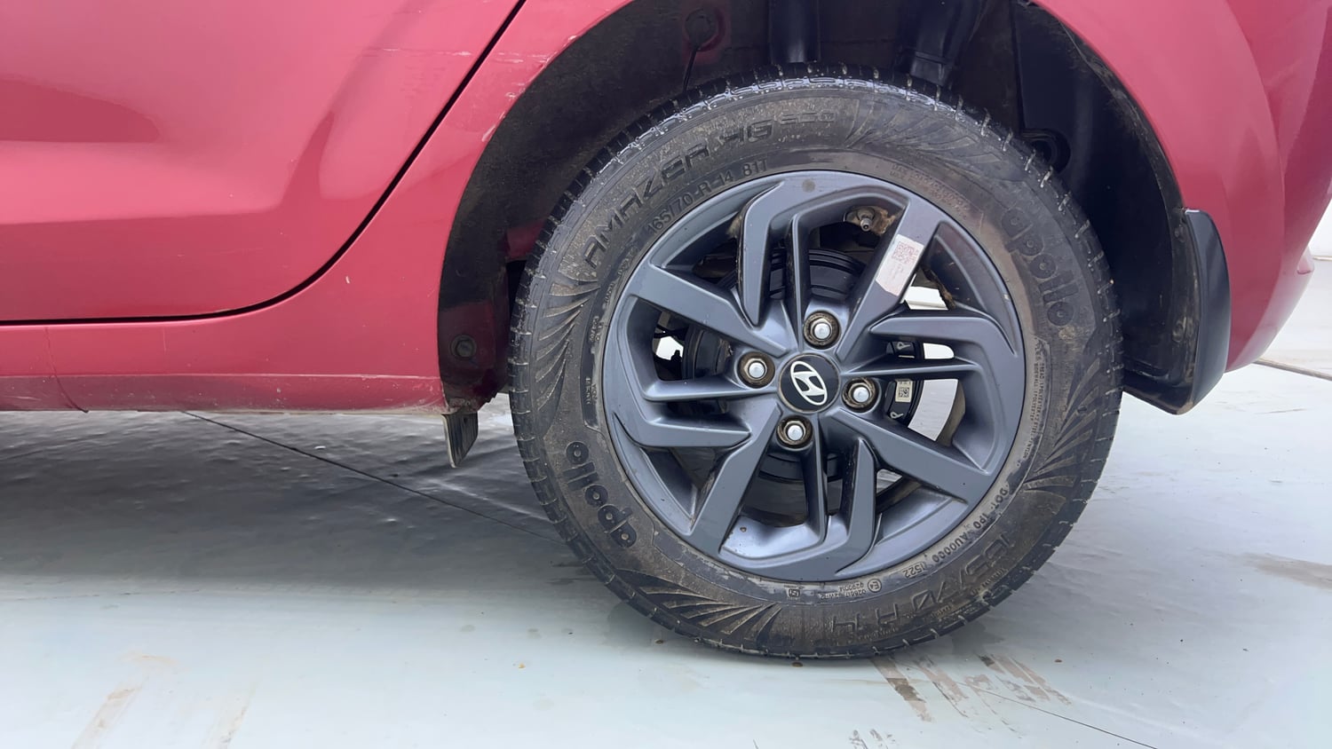 Used 2022 Hyundai Grand i10 Nios Sportz 1.2 Kappa VTVT CNG Cng Manual tyres LEFT REAR TYRE RIM VIEW