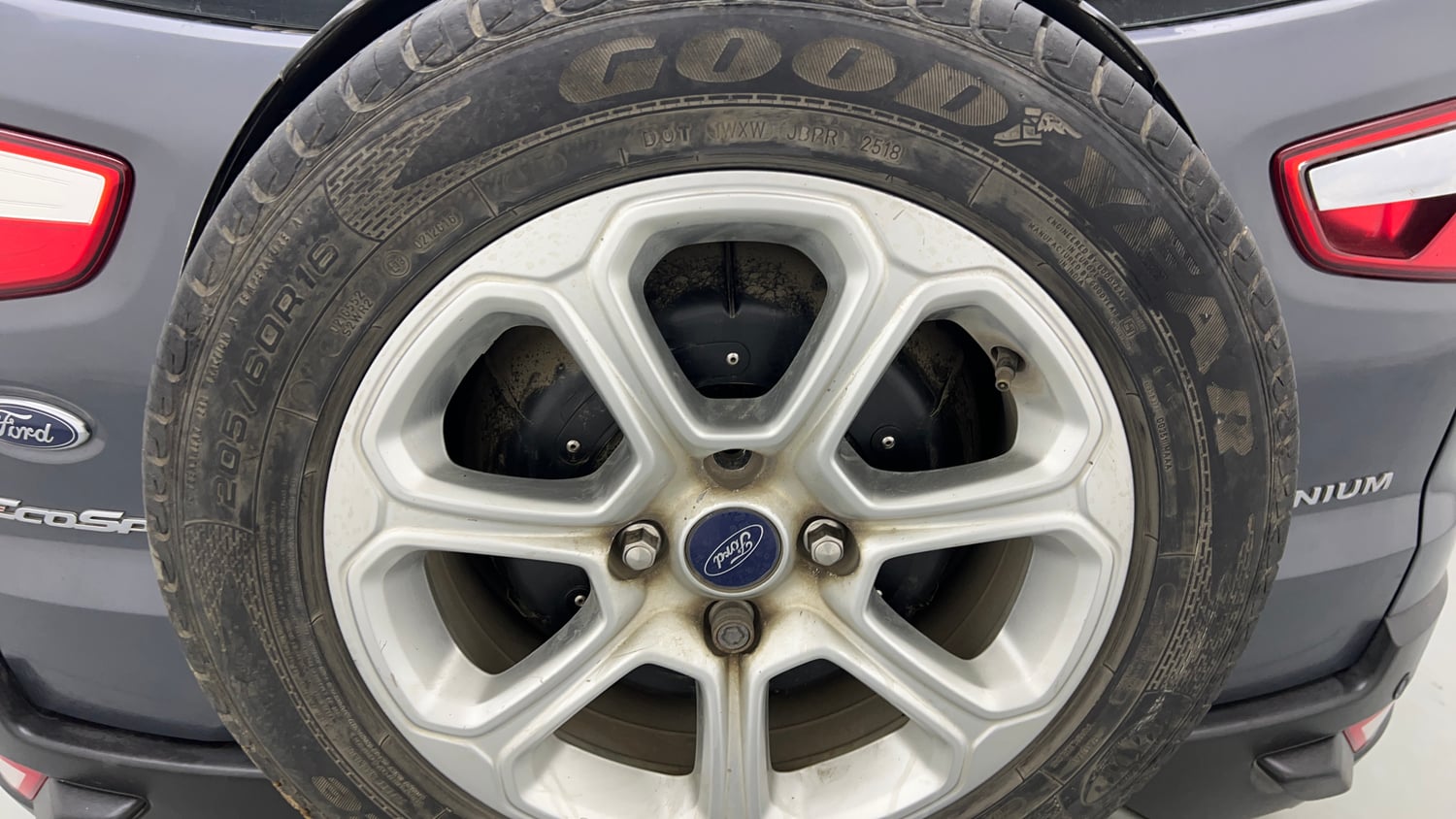 Used 2018 Ford EcoSport Titanium + 1.5L Ti-VCT AT Petrol Automatic tyres SPARE TYRE VIEW