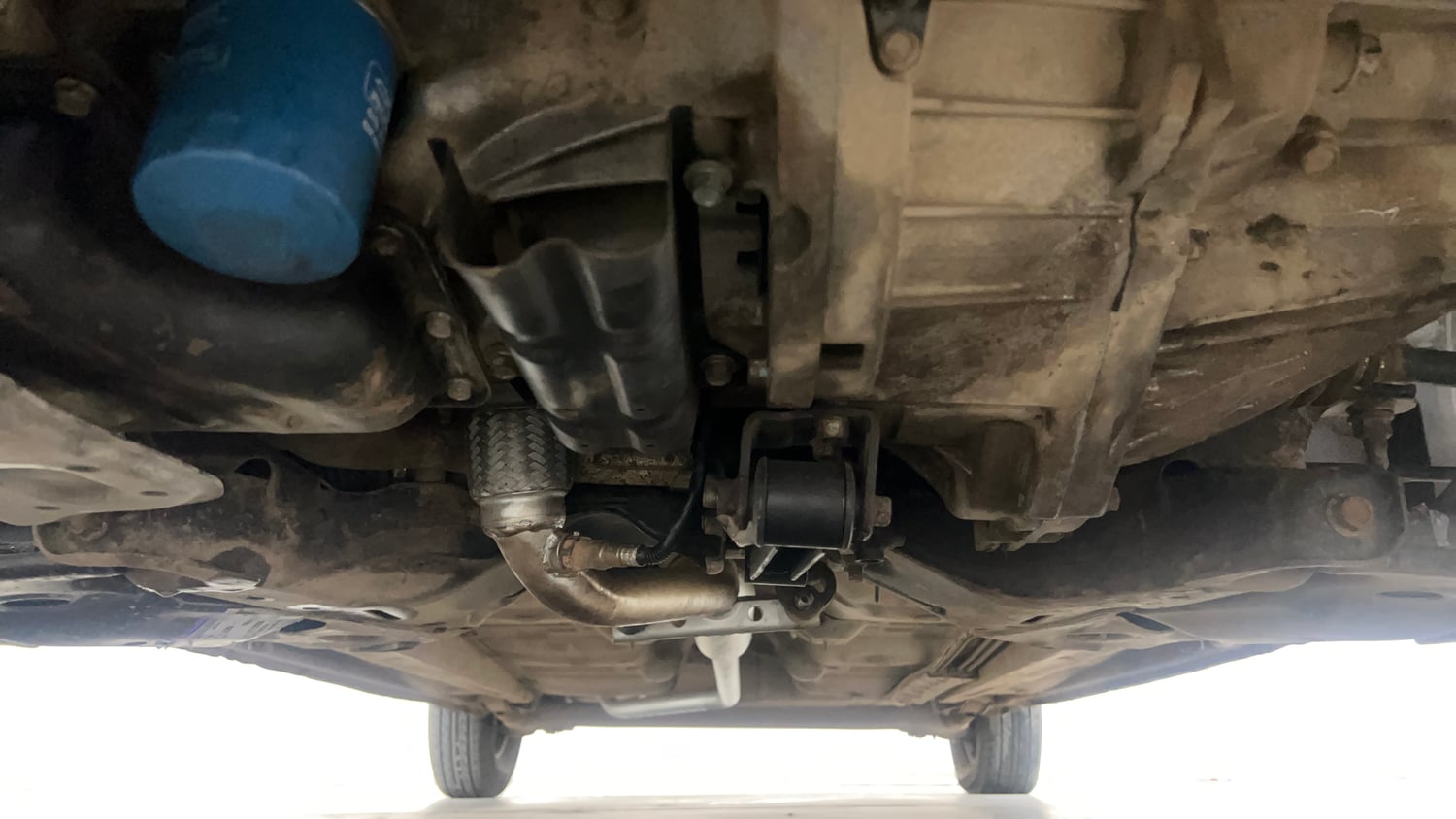Used 2013 Hyundai i10 Magna 1.2 CNG (Outside Fitted) Cng Manual extra FRONT LEFT UNDERBODY VIEW