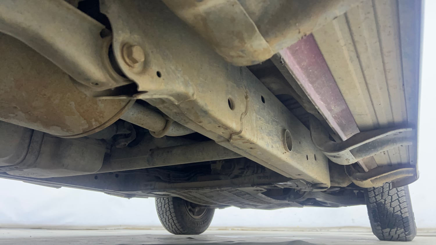 Used 2017 Mahindra TUV300 T8 mHAWK100 Diesel Manual extra REAR RIGHT UNDERBODY VIEW