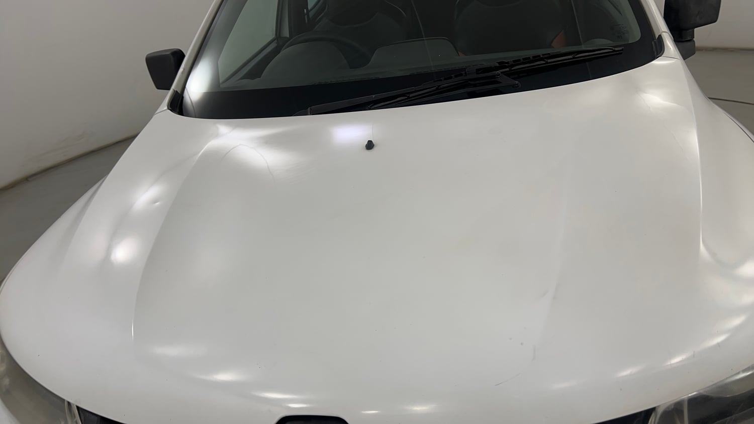 Used 2015 Renault Kwid RXT Petrol Manual dents MINOR SCRATCH