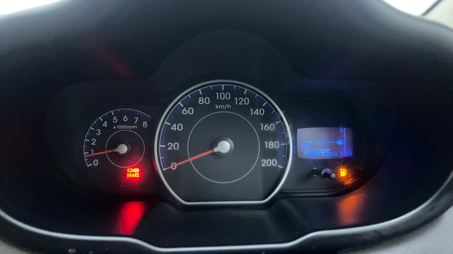 Used 2015 Hyundai i10 Sportz 1.1 iRDE2 Petrol Manual interior CLUSTERMETER VIEW