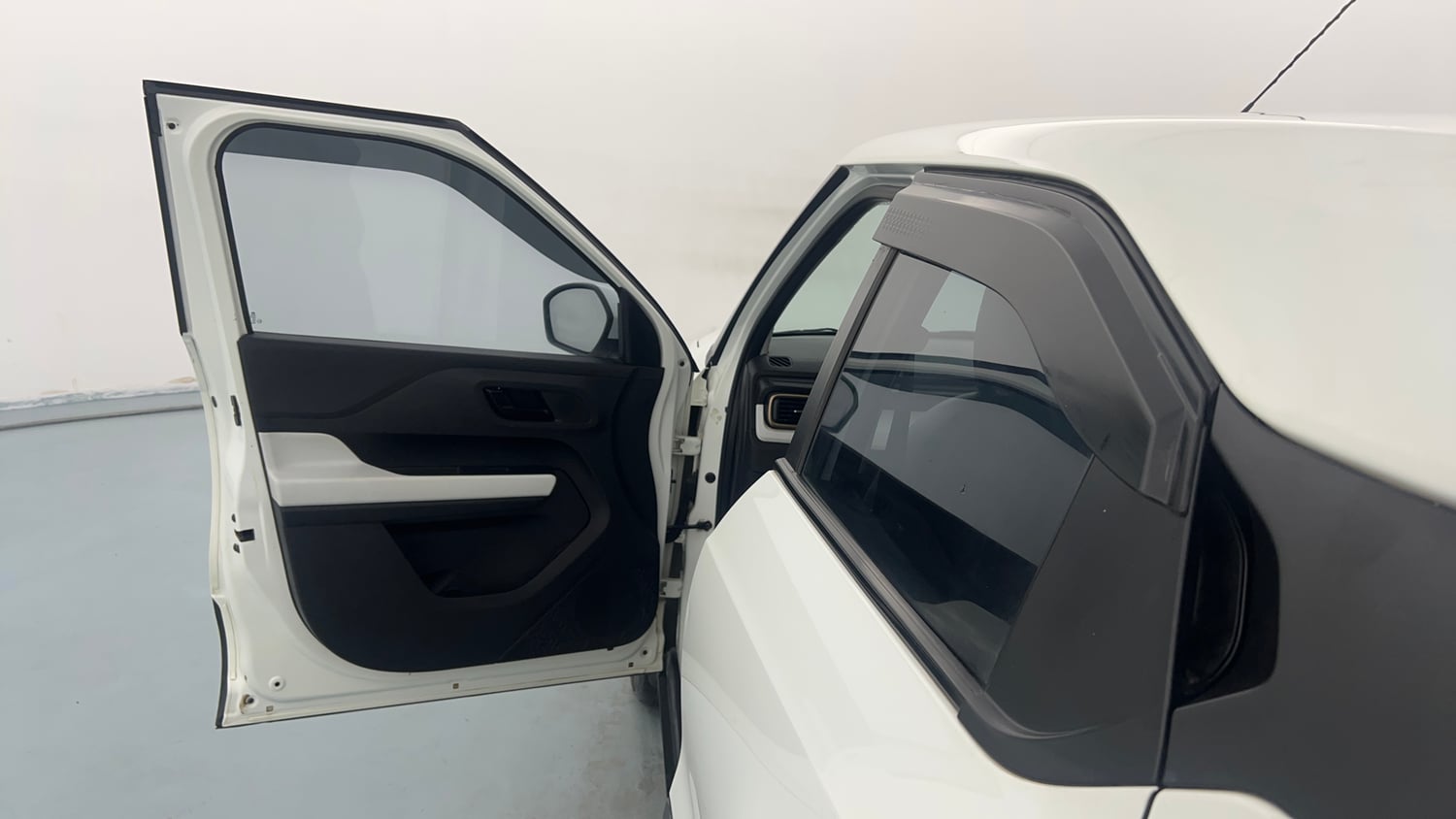 Used 2022 Tata Punch Accomplished Dazzle Pack MT Petrol Manual interior LEFT FRONT DOOR OPEN VIEW