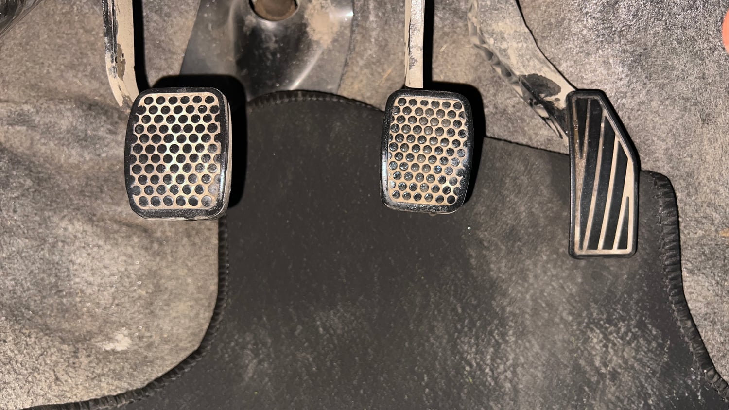 Used 2016 Maruti Suzuki Alto 800 LXi Petrol Manual interior PEDALS VIEW