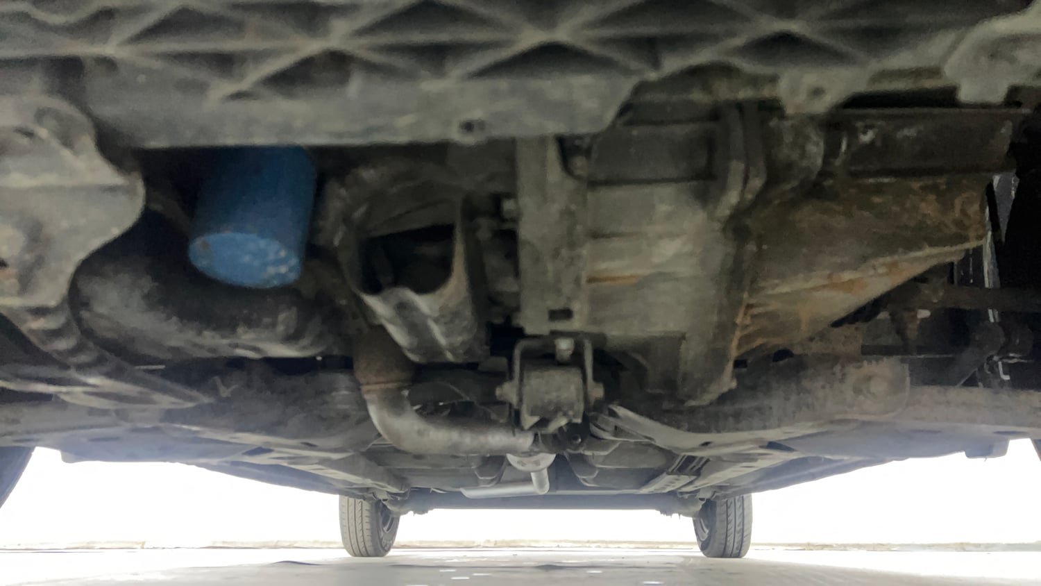 Used 2012 Hyundai i10 Sportz 1.2 Kappa2 Petrol Manual extra FRONT LEFT UNDERBODY VIEW