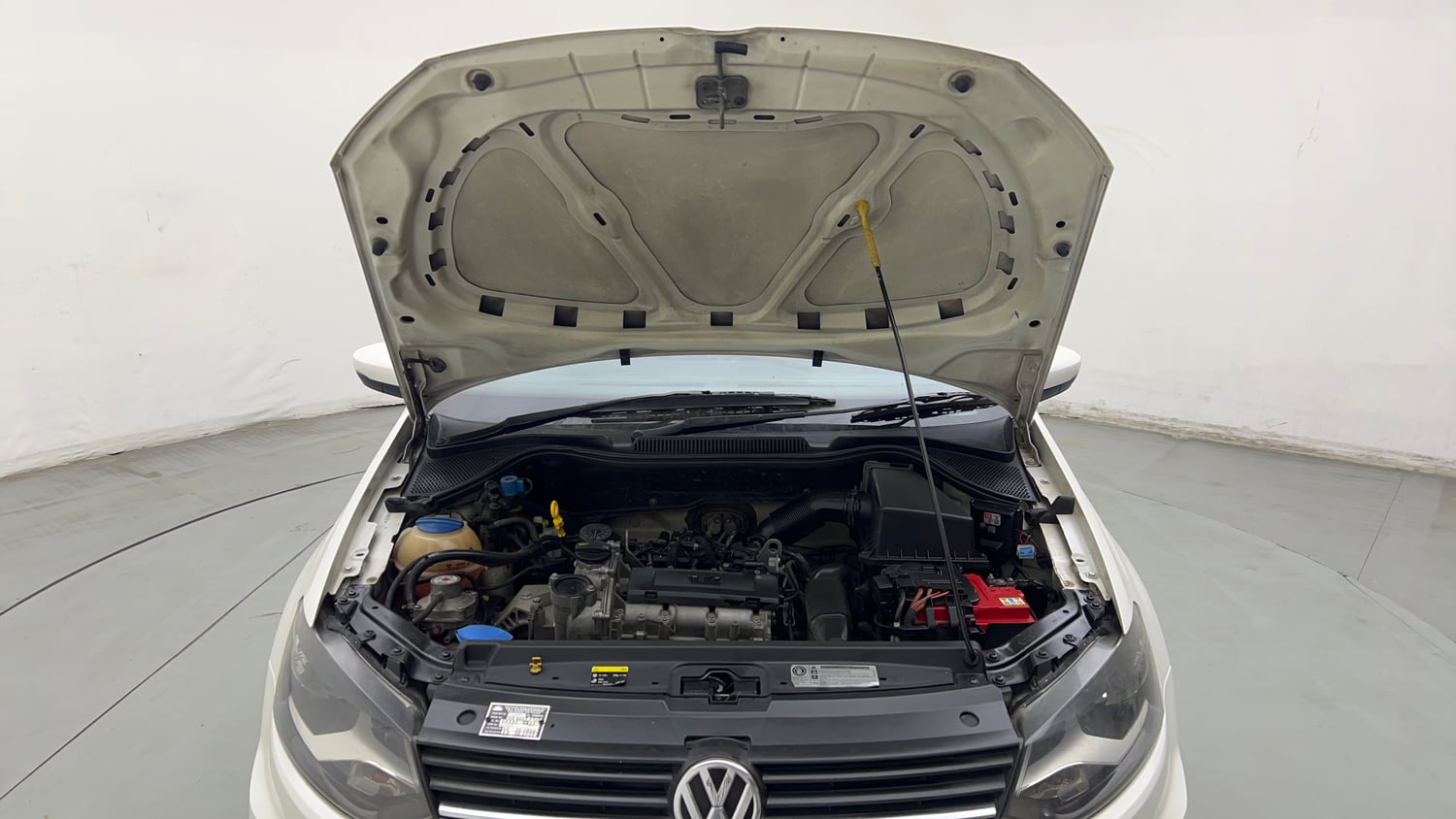 Used 2016 volkswagen Ameo Comfortline 1.2 Petrol+cng(Outside fitted) Petrol+cng Manual engine ENGINE & BONNET OPEN FRONT VIEW