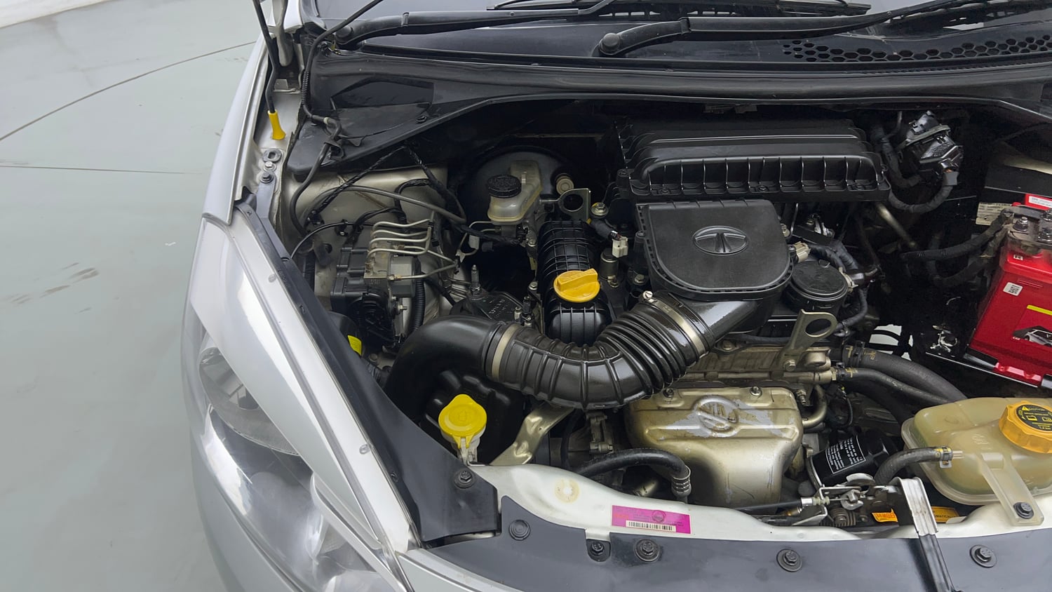 Used 2019 Tata Tiago Revotron XZ w/o Alloy Petrol Manual engine ENGINE RIGHT SIDE VIEW