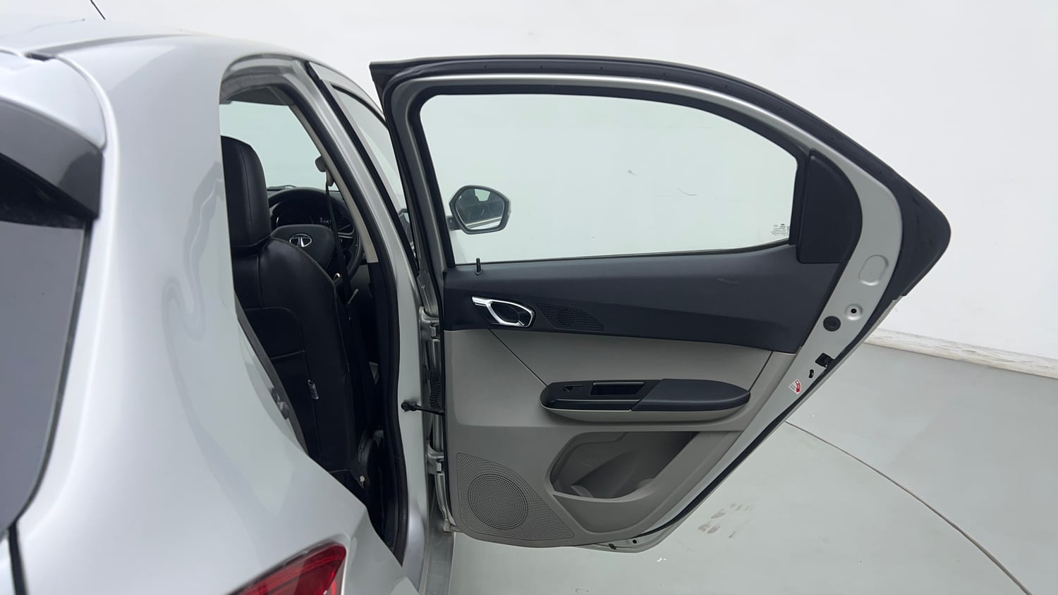 Used 2019 Tata Tiago Revotron XZ w/o Alloy Petrol Manual interior RIGHT REAR DOOR OPEN VIEW