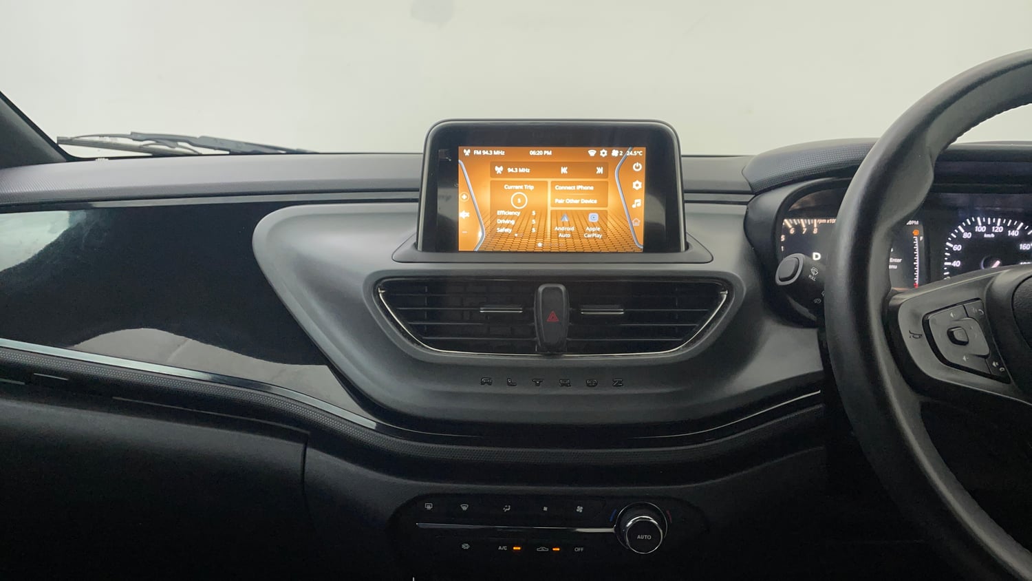 Used 2023 Tata Altroz XZA Plus (S) Dark Edition Petrol Automatic interior MUSIC SYSTEM & AC CONTROL VIEW