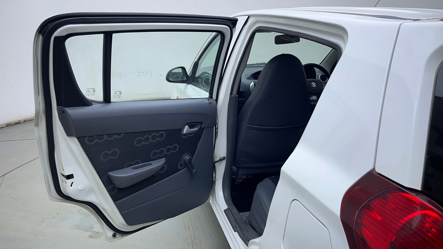 Used 2015 Maruti Suzuki Alto 800 Lxi Petrol Manual interior LEFT REAR DOOR OPEN VIEW