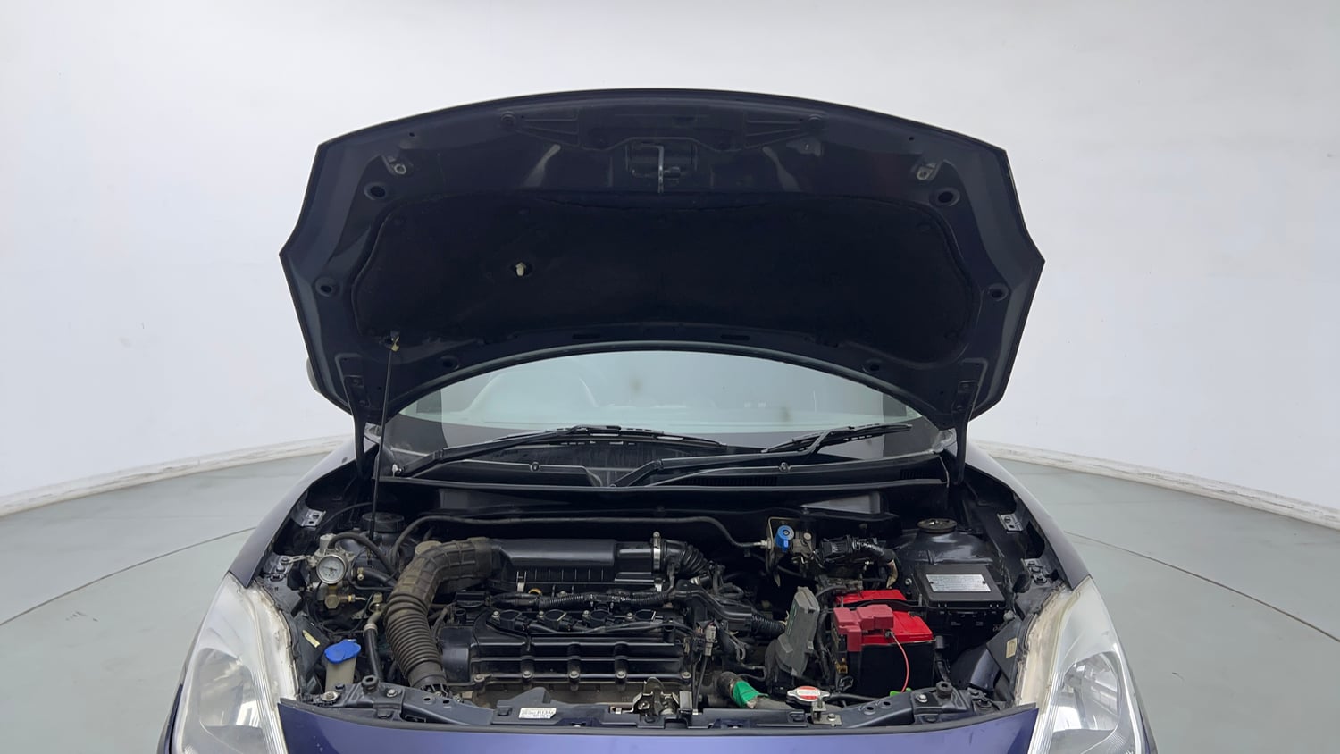Used 2018 Maruti Suzuki Swift LXI CNG (Outside Fitted) Cng Manual engine ENGINE & BONNET OPEN FRONT VIEW