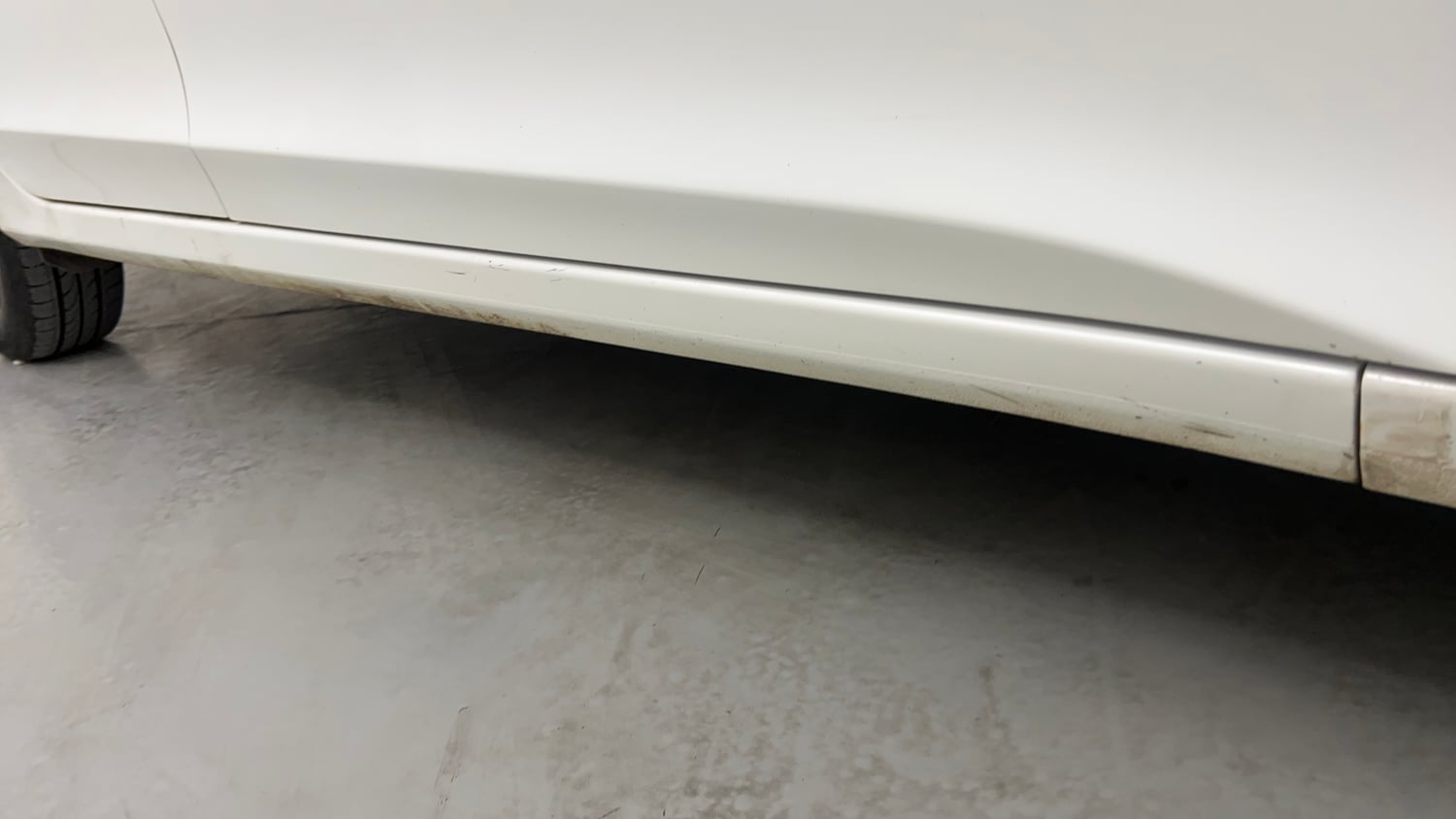 Used 2016 Honda City VX Petrol Manual dents MINOR SCRATCH
