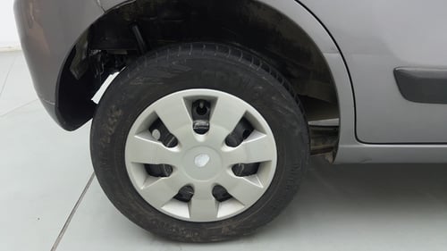Used 2014 Maruti Suzuki Wagon R LXI CNG Cng Manual tyres RIGHT REAR TYRE RIM VIEW