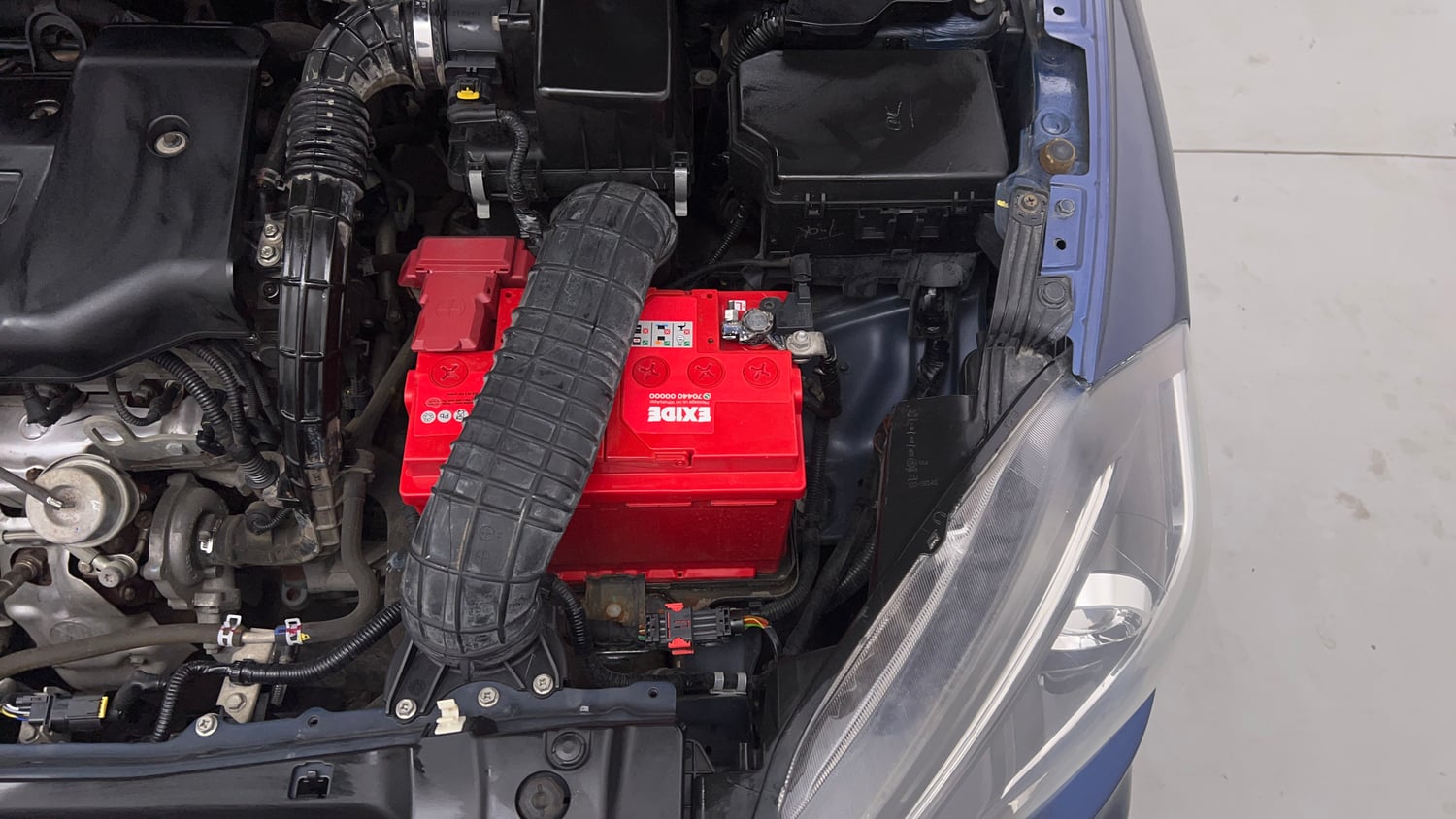Used 2017 Maruti Suzuki S-Cross Alpha 1.3 Diesel Manual engine ENGINE LEFT SIDE VIEW