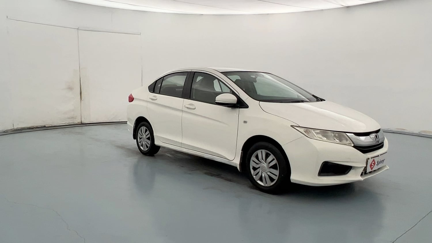 Used 2016 Honda City SV CVT Petrol Automatic exterior RIGHT FRONT CORNER VIEW