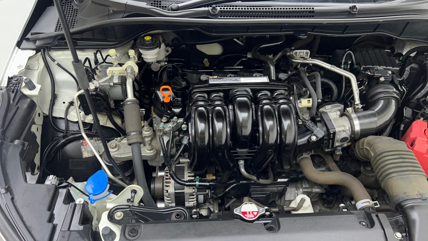 Used 2022 Honda City ZX CVT Petrol Petrol Automatic engine ENGINE RIGHT SIDE VIEW