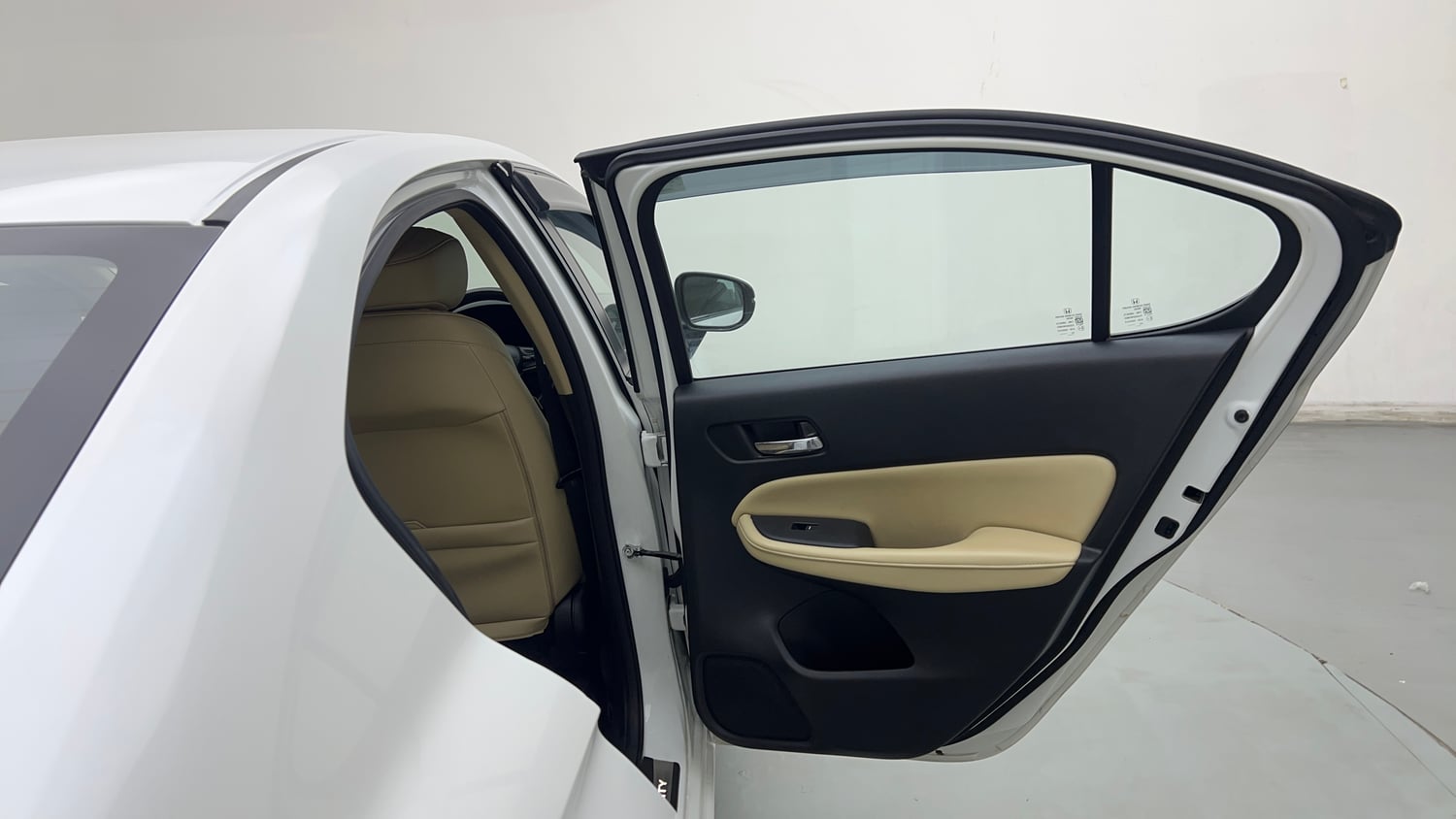 Used 2022 Honda City ZX CVT Petrol Petrol Automatic interior RIGHT REAR DOOR OPEN VIEW