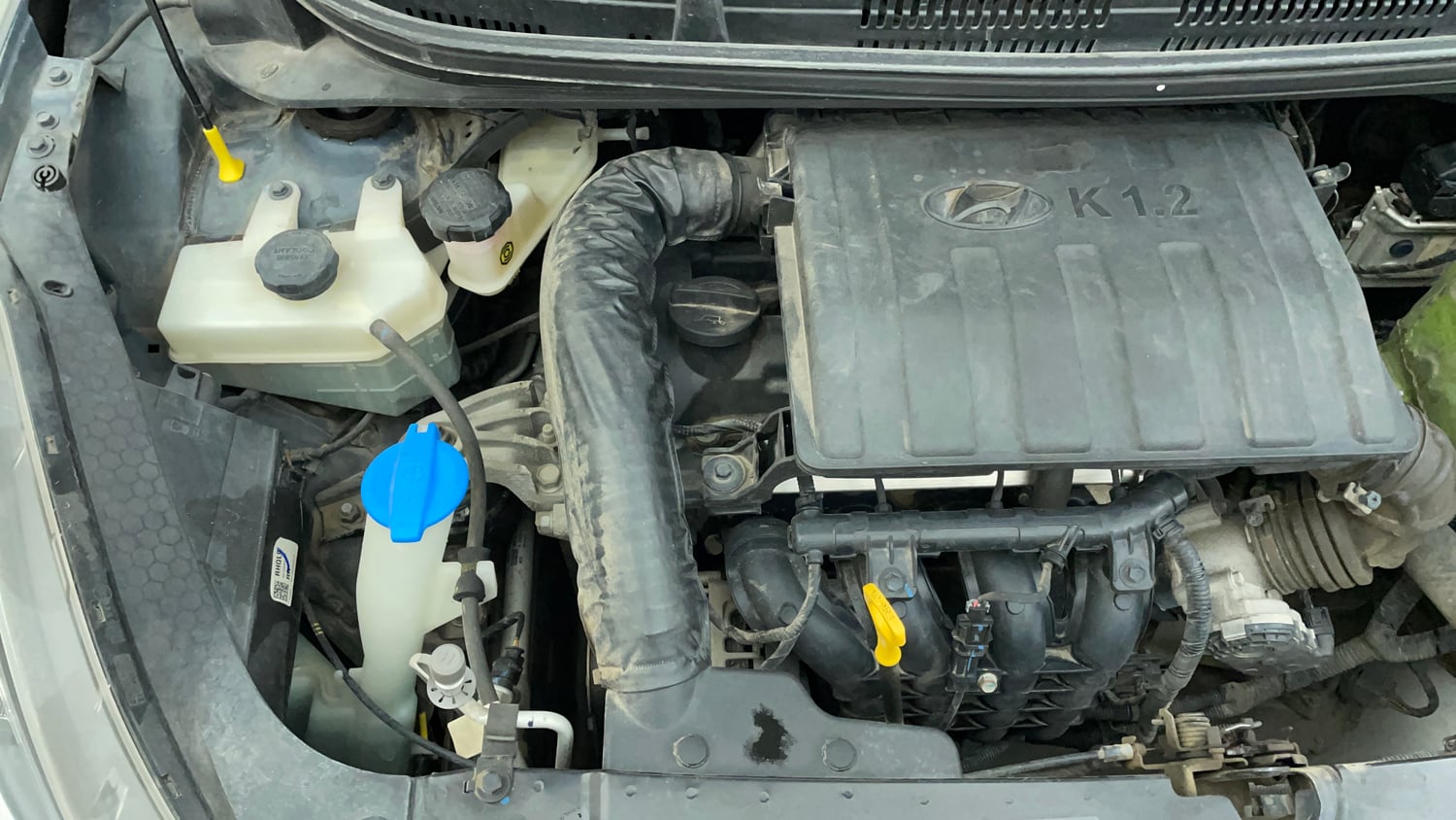 Used 2021 Hyundai Grand i10 Nios Sportz AMT 1.2 Kappa VTVT Petrol Automatic engine ENGINE RIGHT SIDE VIEW