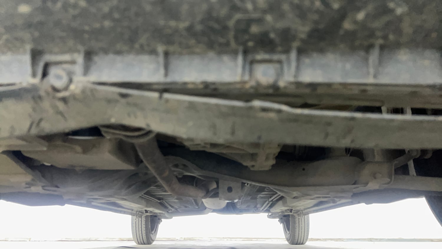 Used 2017 Maruti Suzuki Celerio VXi AMT Petrol Automatic extra FRONT LEFT UNDERBODY VIEW