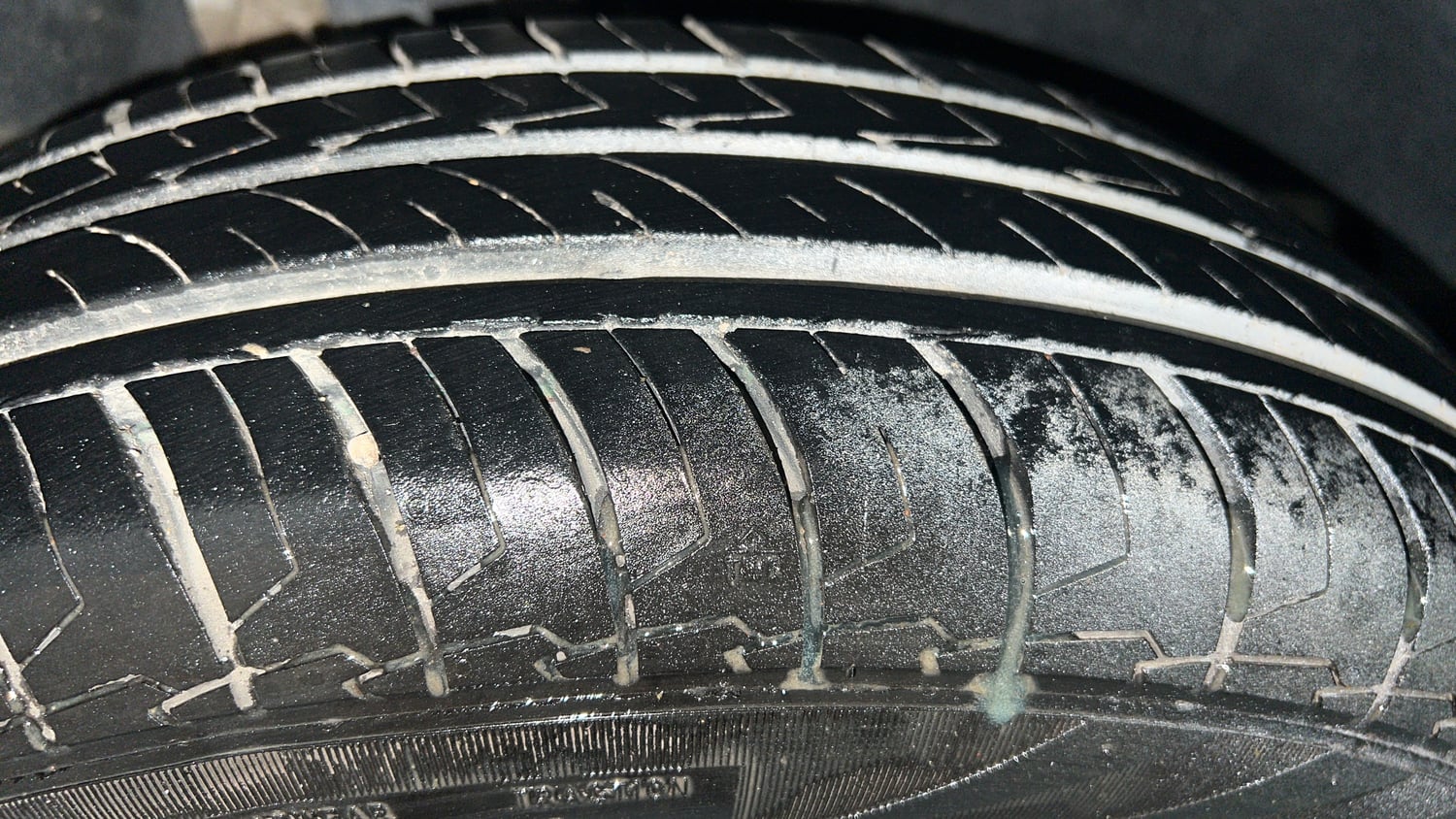 Used 2023 Maruti Suzuki Swift VXi Petrol Manual tyres RIGHT REAR TYRE TREAD VIEW