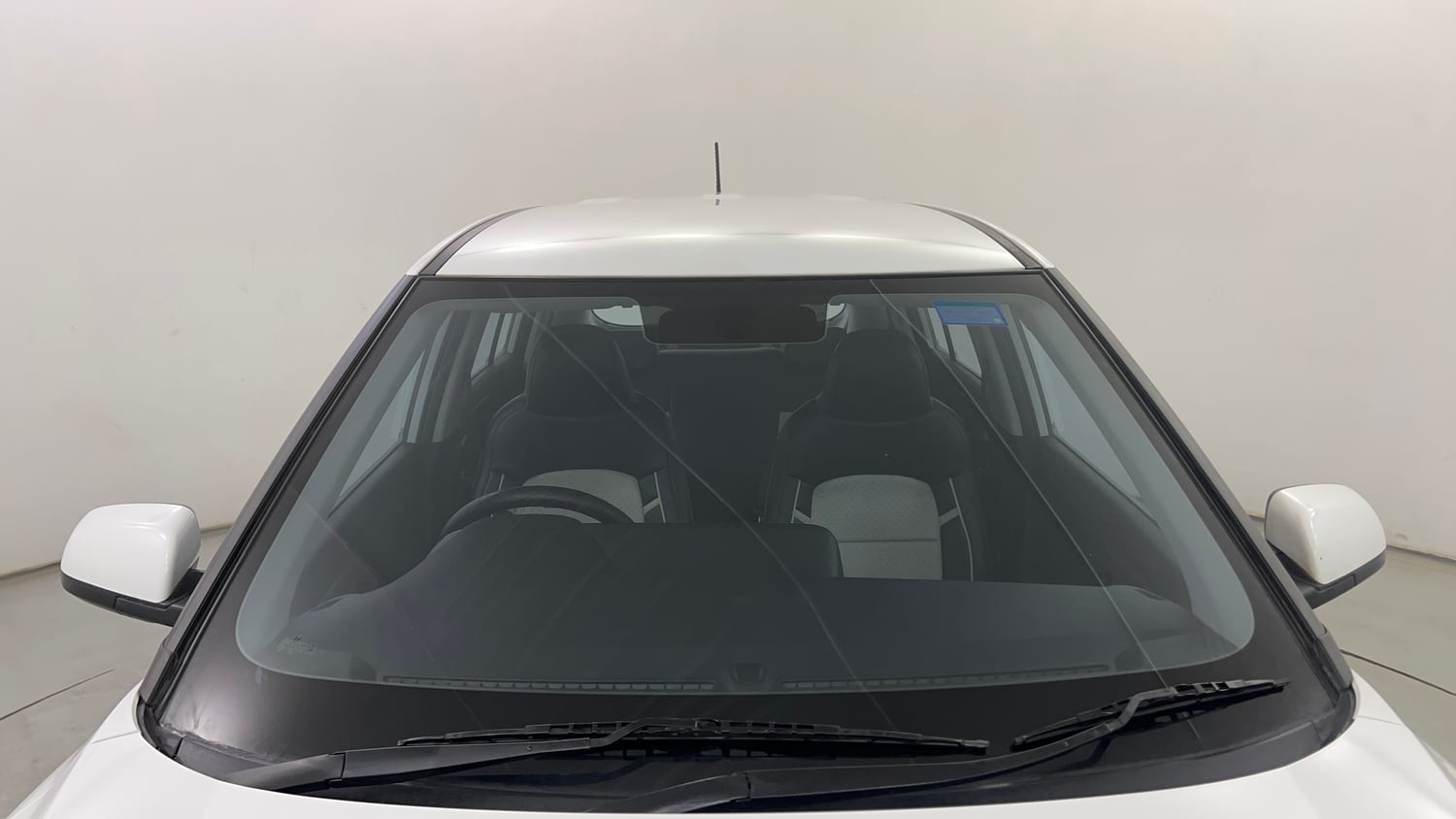 Used 2024 Hyundai Exter S 1.2 MT Petrol Manual exterior FRONT WINDSHIELD VIEW