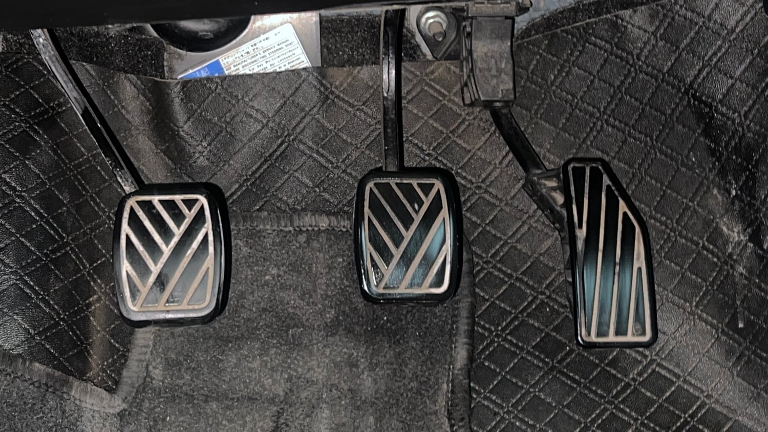 Used 2016 Maruti Suzuki Baleno Alpha 1.2 Petrol Manual interior PEDALS VIEW