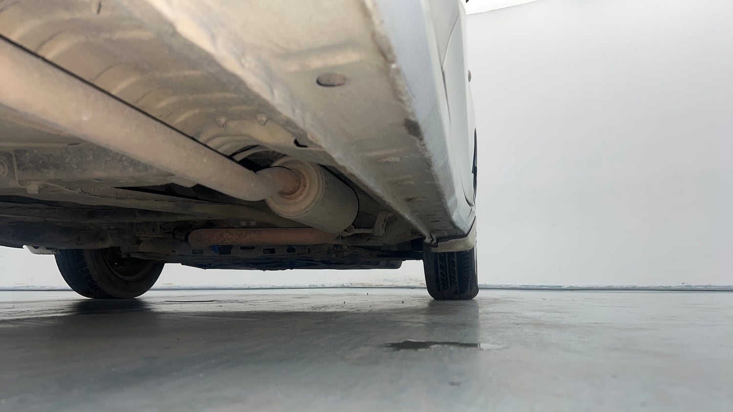 Used 2016 Honda City SV CVT Petrol Automatic extra REAR RIGHT UNDERBODY VIEW