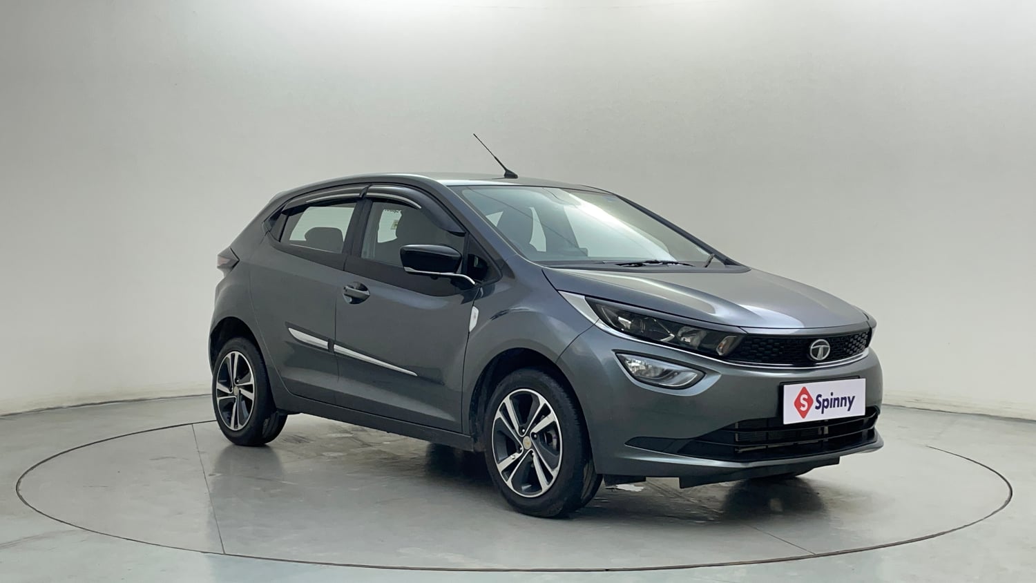 Used 2022 Tata Altroz XZ Plus Petrol Petrol Manual exterior RIGHT FRONT CORNER VIEW