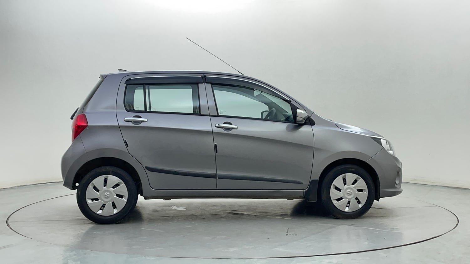 Used 2020 Maruti Suzuki Celerio ZXi AMT Petrol Automatic exterior RIGHT SIDE VIEW