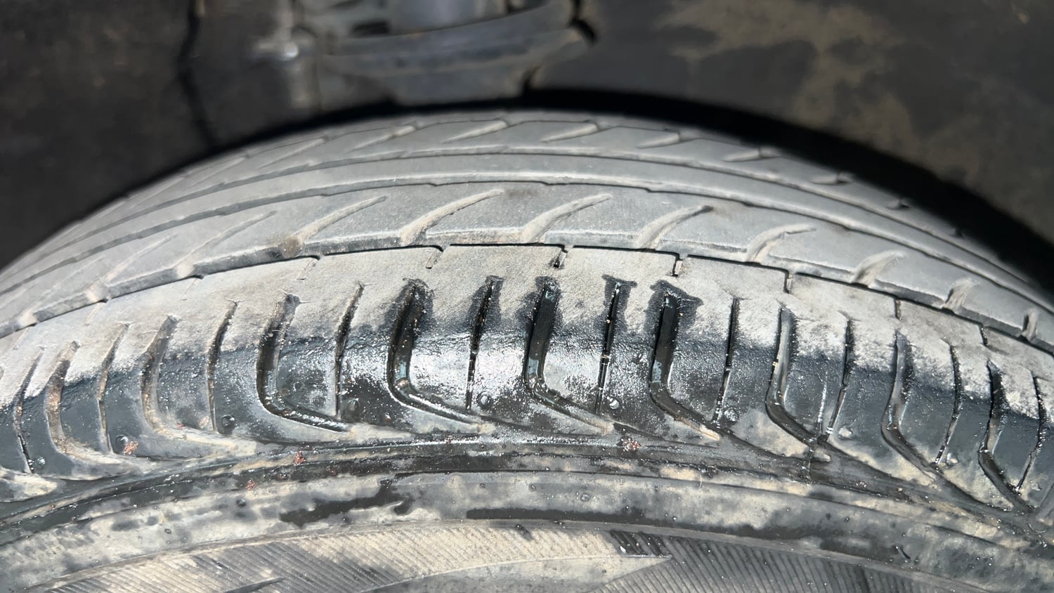 Used 2016 Maruti Suzuki Alto 800 Lxi Petrol Manual tyres RIGHT FRONT TYRE TREAD VIEW