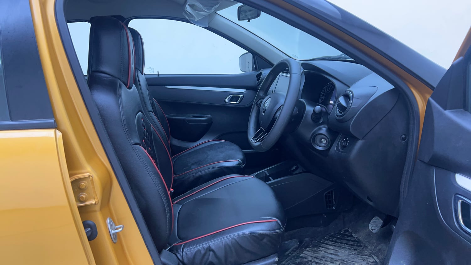 Used 2023 Renault Kwid CLIMBER AMT Petrol Automatic interior RIGHT SIDE FRONT DOOR CABIN VIEW