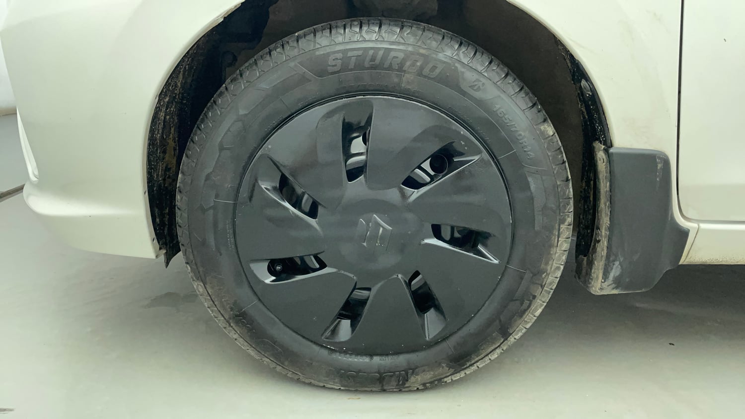 Used 2021 Maruti Suzuki Celerio VXi Petrol Manual tyres LEFT FRONT TYRE RIM VIEW