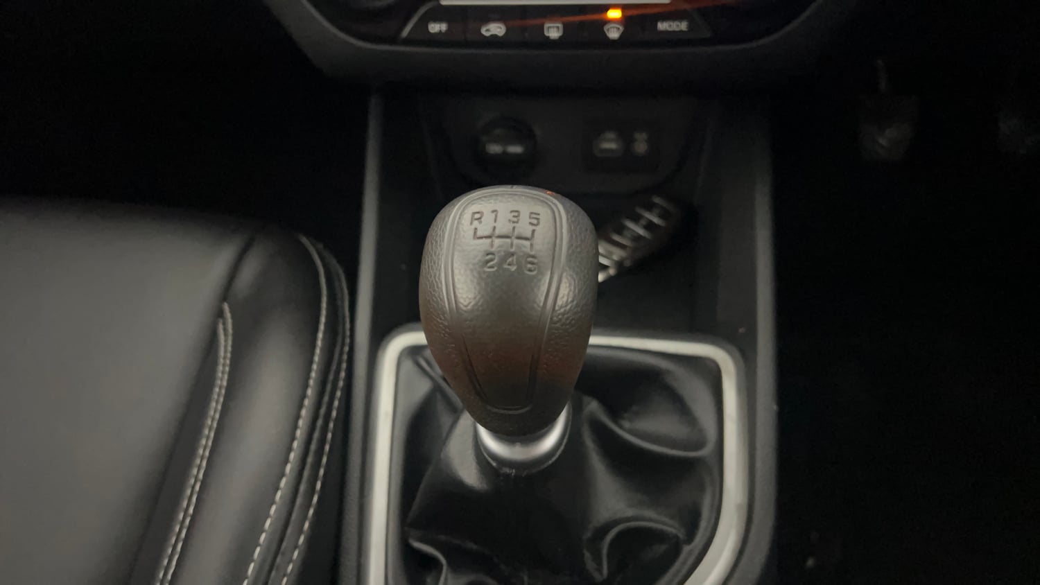 Used 2018 Hyundai Creta SX Plus 1.6  Petrol Petrol Manual interior GEAR  KNOB VIEW