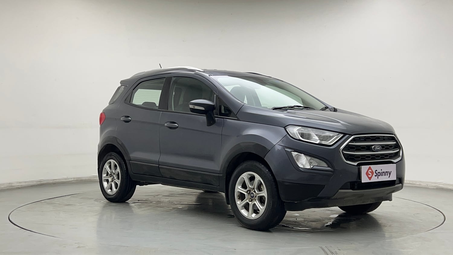 Used 2018 Ford EcoSport Titanium + 1.5L Ti-VCT AT Petrol Automatic exterior RIGHT FRONT CORNER VIEW