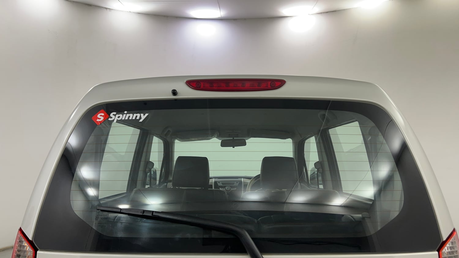 Used 2016 Maruti Suzuki Wagon R VXI Petrol Manual exterior BACK WINDSHIELD VIEW