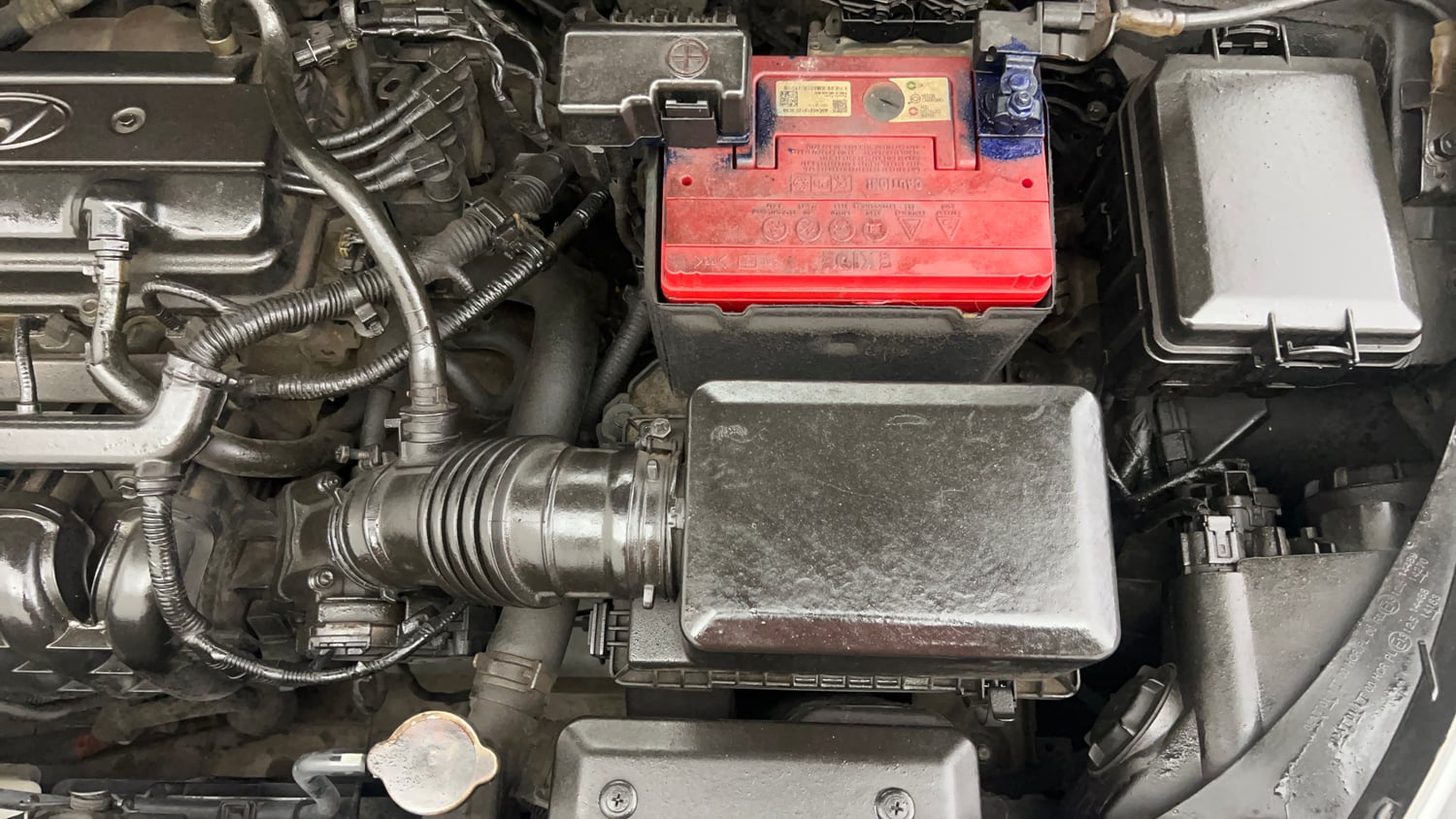 Used 2016 Hyundai i20 Active 1.2 SX Petrol Manual engine ENGINE LEFT SIDE VIEW