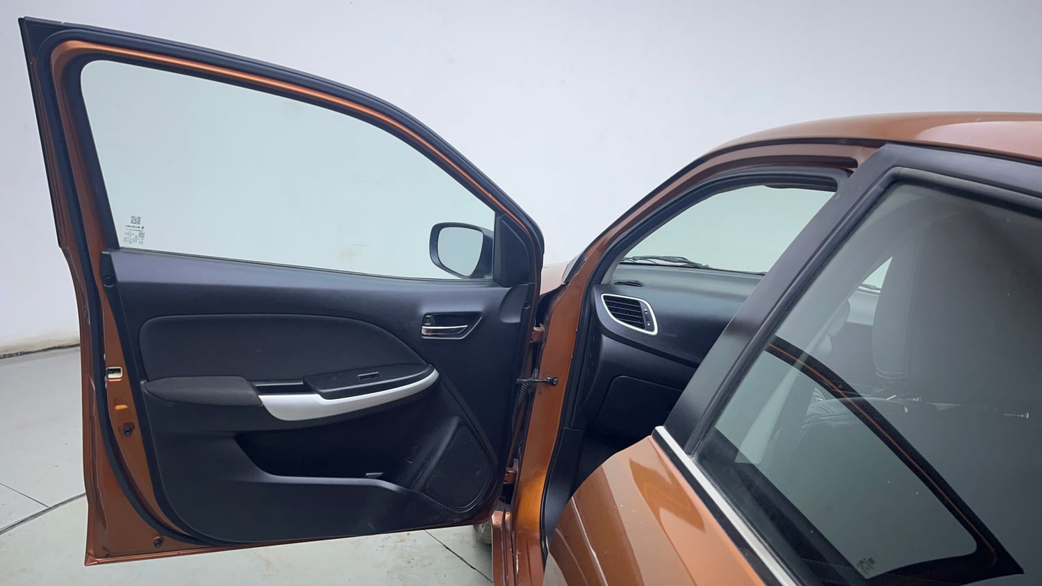 Used 2017 Maruti Suzuki Baleno Delta 1.2 Petrol Manual interior LEFT FRONT DOOR OPEN VIEW