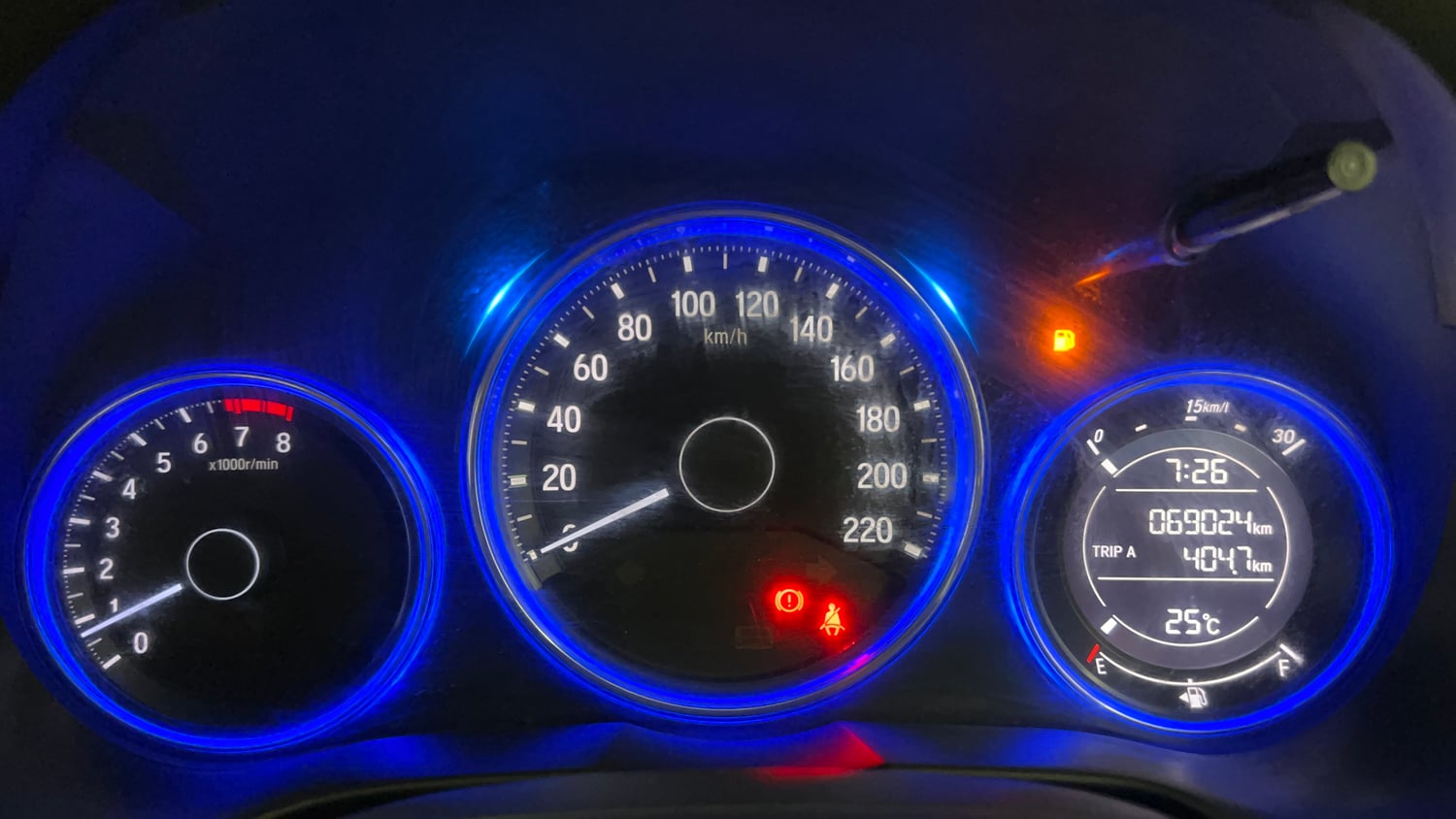 Used 2016 Honda City VX Petrol Manual interior CLUSTERMETER VIEW