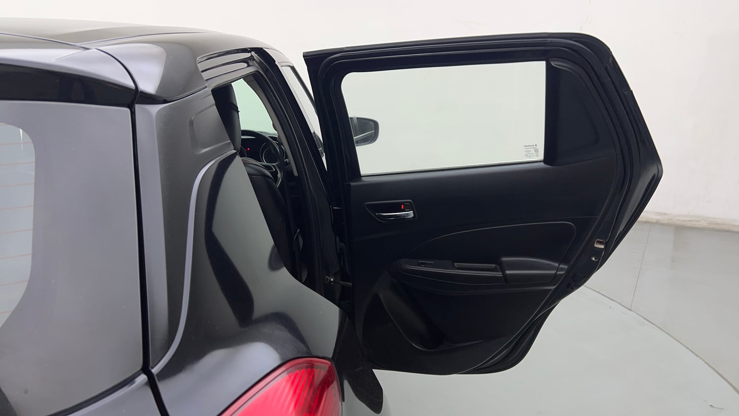 Used 2023 Maruti Suzuki Swift ZXi Petrol Manual interior RIGHT REAR DOOR OPEN VIEW