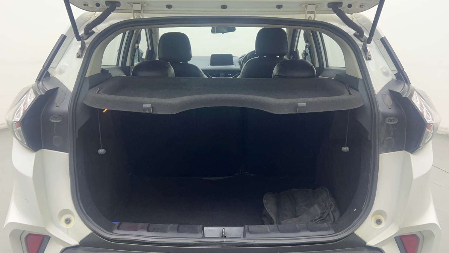 Used 2022 Tata Nexon XZA Plus (O) Petrol Automatic interior DICKY INSIDE VIEW