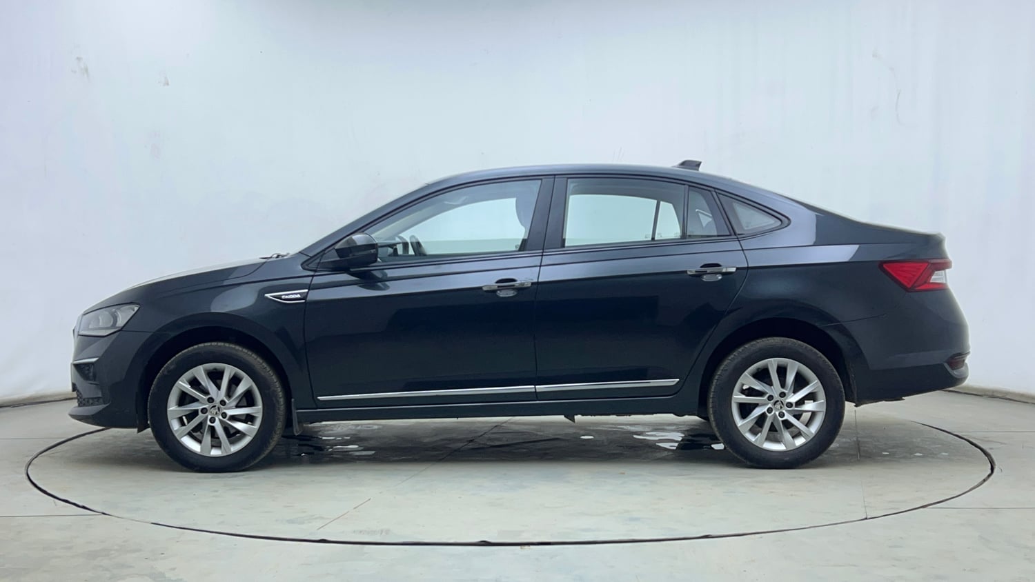 Used 2023 Skoda Slavia Ambition 1.0L TSI MT Petrol Manual exterior LEFT SIDE VIEW