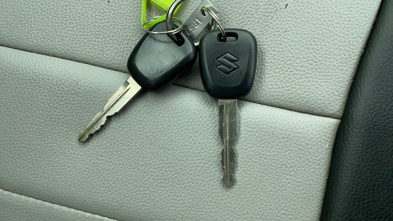 Used 2021 Maruti Suzuki Celerio VXi Petrol Manual extra CAR KEY VIEW