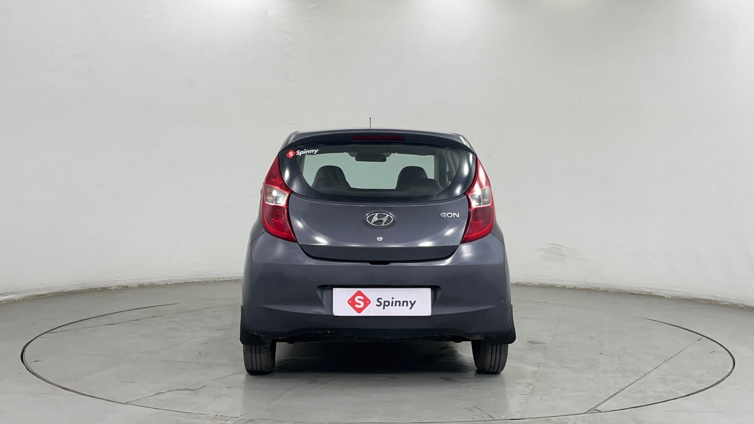 Used 2016 Hyundai Eon Magna + Petrol Manual exterior BACK VIEW