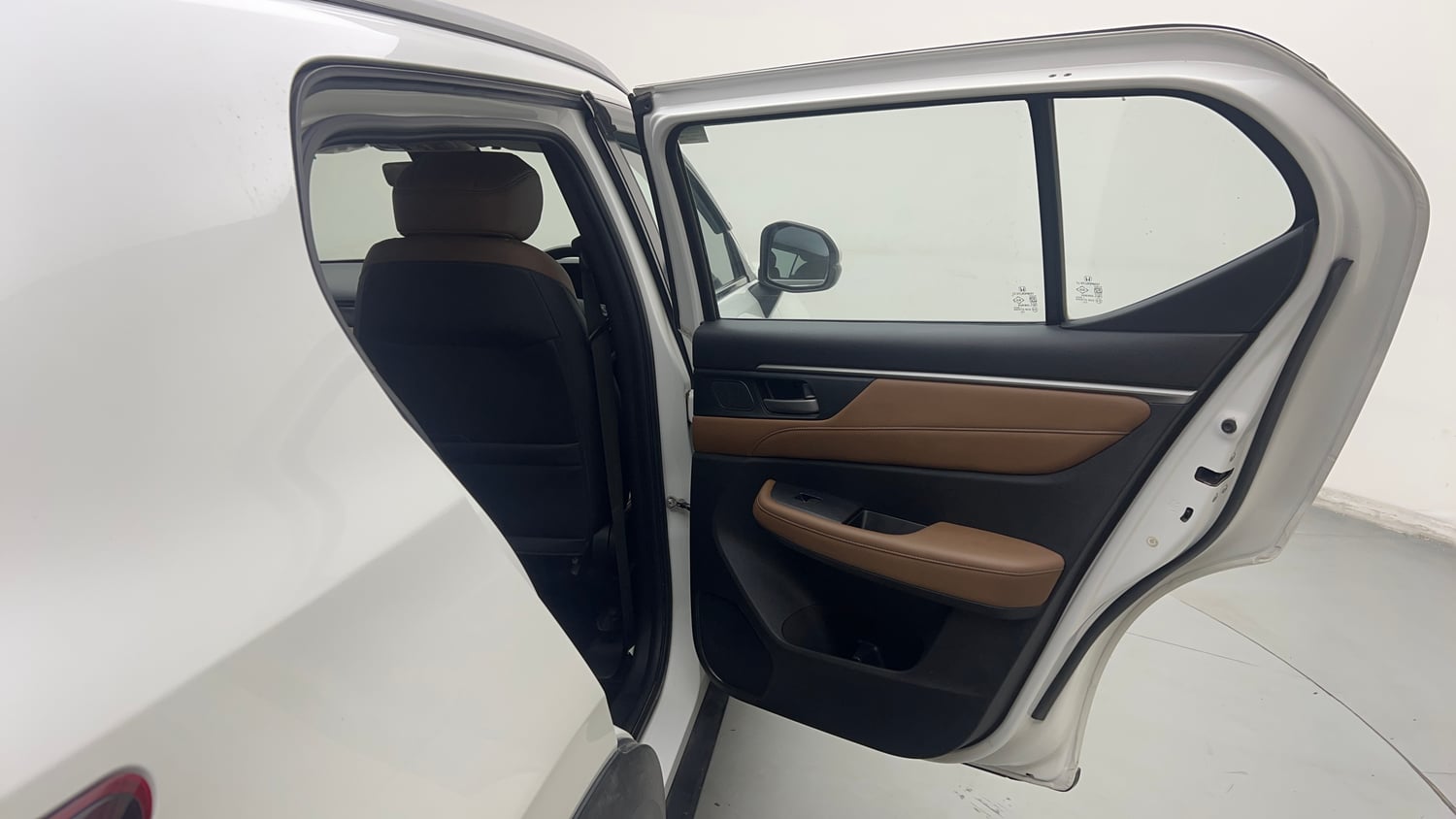 Used 2024 Honda Elevate ZX CVT Petrol Automatic interior RIGHT REAR DOOR OPEN VIEW
