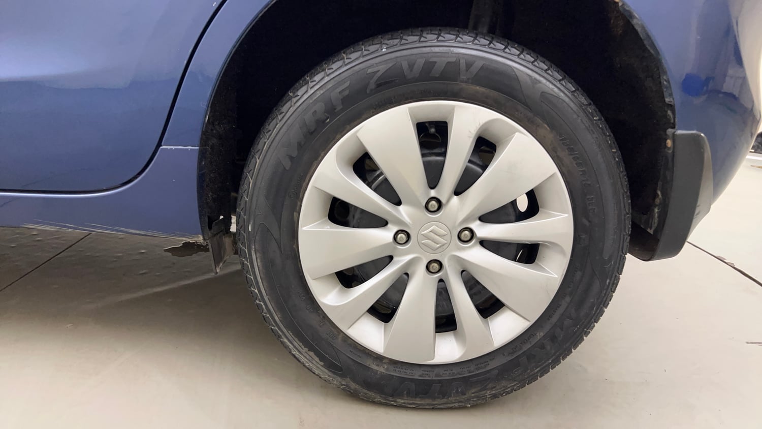 Used 2019 Maruti Suzuki Baleno Delta 1.2 AT Petrol Automatic tyres LEFT REAR TYRE RIM VIEW
