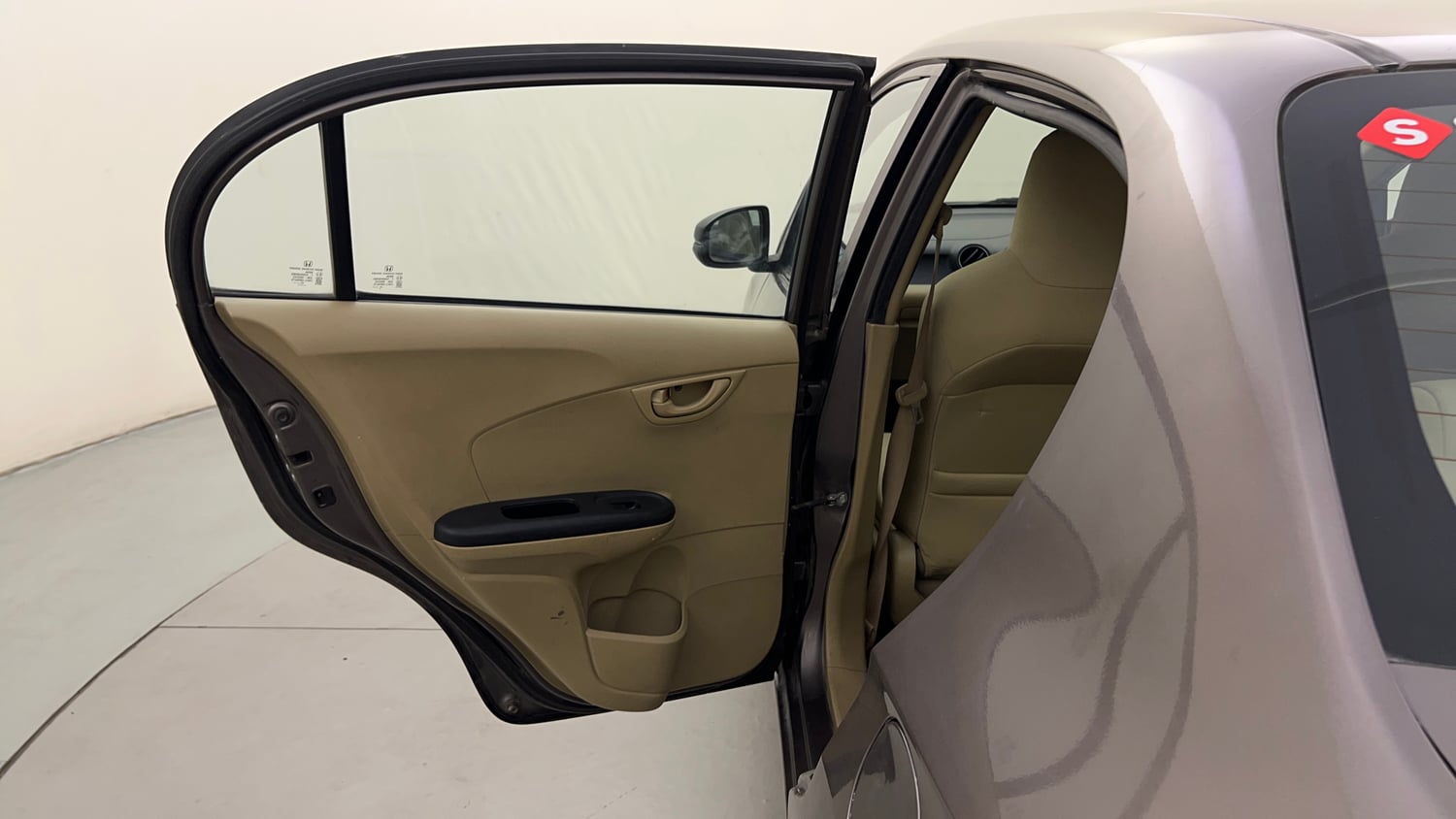 Used 2015 Honda Amaze 1.2 SX i-VTEC Petrol Manual interior LEFT REAR DOOR OPEN VIEW