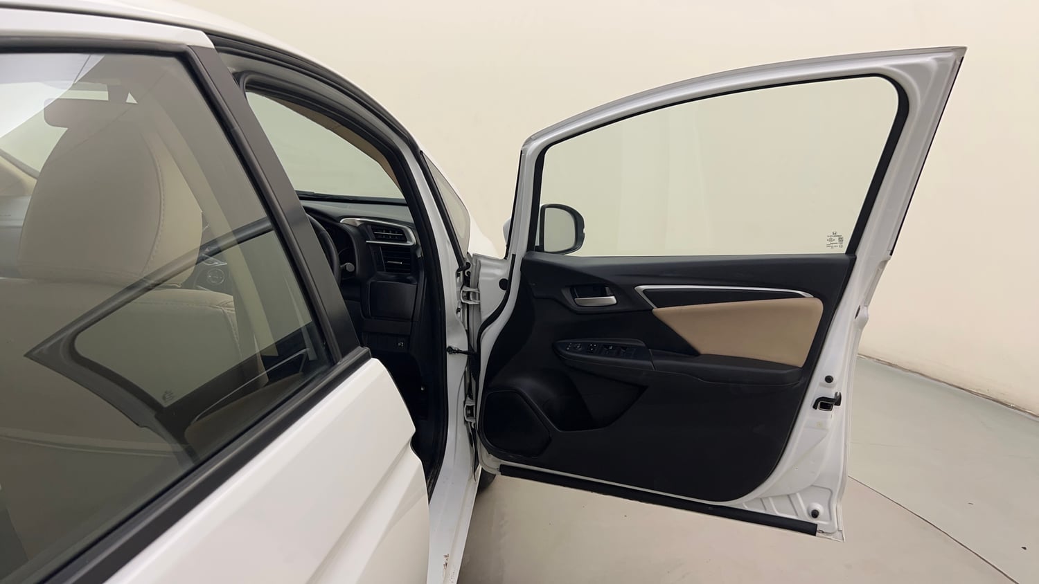 Used 2021 Honda Jazz VX CVT Petrol Automatic interior RIGHT FRONT DOOR OPEN VIEW
