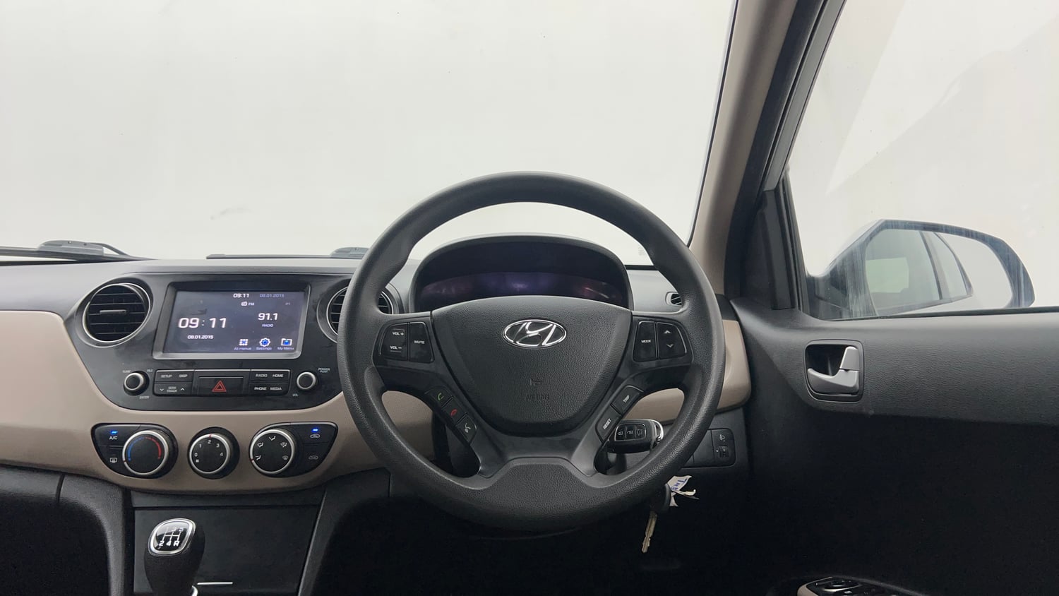Used 2018 Hyundai Xcent SX Petrol Manual interior STEERING VIEW